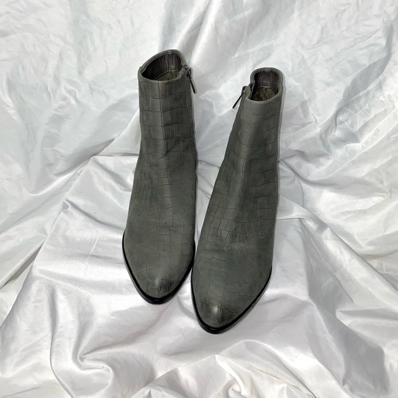 Sam Edelman Leather Grey Ankle Joey Boot - Picture 3 of 9